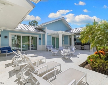 2961 Sanborn Avenue - Photo Thumbnail 37