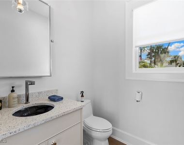 2961 Sanborn Avenue - Photo Thumbnail 30