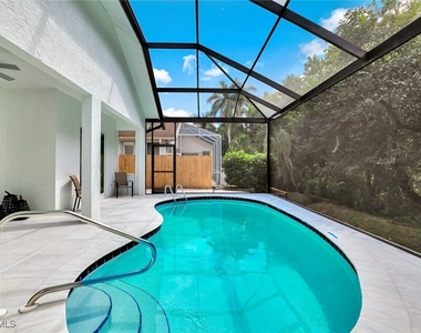 2515 Royal Palm Court - Photo Thumbnail 23