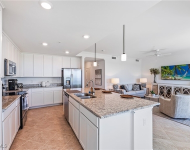 43050 Greenway Boulevard - Photo Thumbnail 6