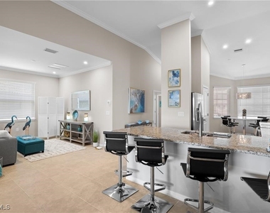 9402 Pocida Court - Photo Thumbnail 6