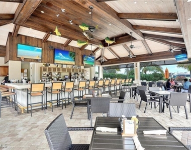9402 Pocida Court - Photo Thumbnail 28