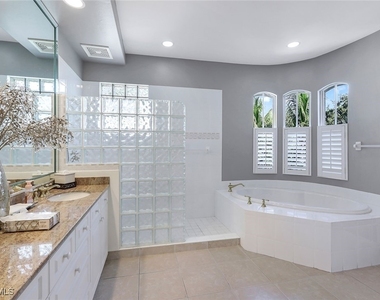 2630 Bolero Drive - Photo Thumbnail 12