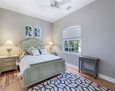 2630 Bolero Drive - Photo Thumbnail 13