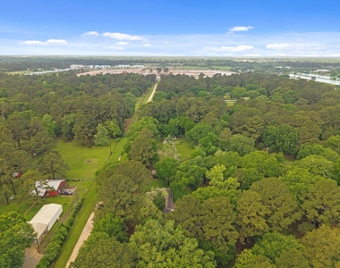 17406 Bobcat Trail - Photo Thumbnail 32