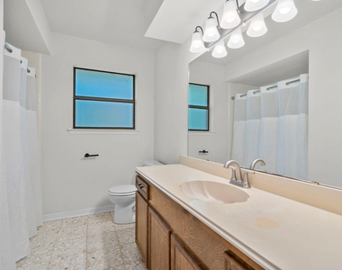 17406 Bobcat Trail - Photo Thumbnail 21
