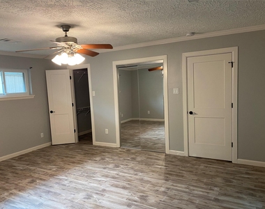 9614 Greenwillow Street - Photo Thumbnail 19