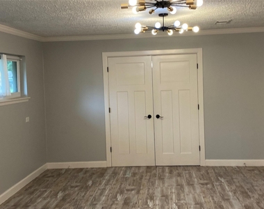 9614 Greenwillow Street - Photo Thumbnail 8