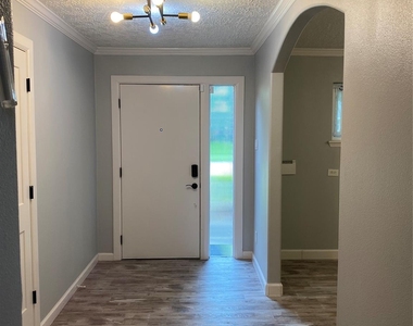 9614 Greenwillow Street - Photo Thumbnail 4