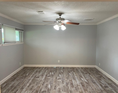 9614 Greenwillow Street - Photo Thumbnail 23