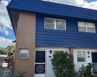 2511 Country Club Drive - Photo Thumbnail 15