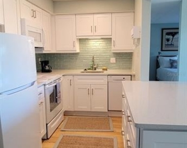 632 Edgewater Drive - Photo Thumbnail 16