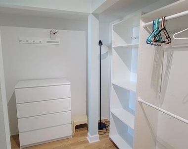 632 Edgewater Drive - Photo Thumbnail 12