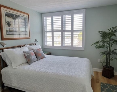 632 Edgewater Drive - Photo Thumbnail 14