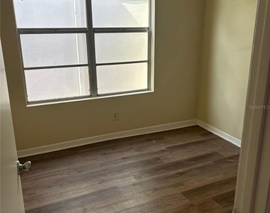 111 S Newport Avenue - Photo Thumbnail 5