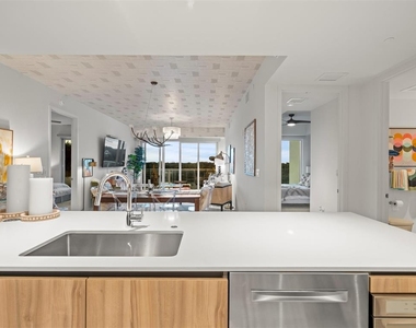 1020 Sunset Point Road - Photo Thumbnail 63