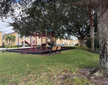 353 Port Pleasant Drive - Photo Thumbnail 11