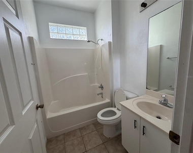 353 Port Pleasant Drive - Photo Thumbnail 6