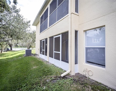 2814 Club Cortile Circle - Photo Thumbnail 11