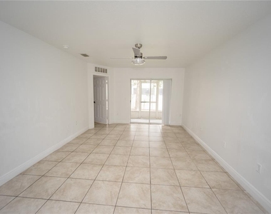 2814 Club Cortile Circle - Photo Thumbnail 4