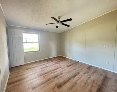 909 Orchid Street - Photo Thumbnail 15