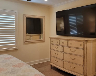 3932 Sunshine Avenue - Photo Thumbnail 10