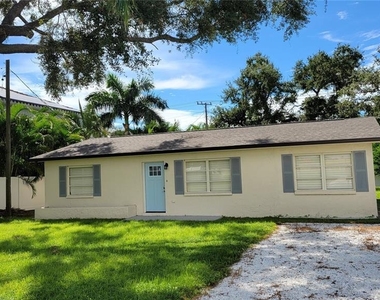 3932 Sunshine Avenue - Photo Thumbnail 1