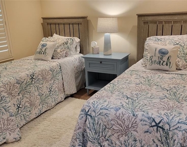 3932 Sunshine Avenue - Photo Thumbnail 13