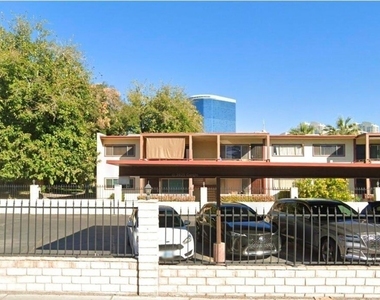 350 E Desert Inn Road - Photo Thumbnail 33