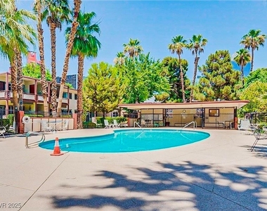350 E Desert Inn Road - Photo Thumbnail 29
