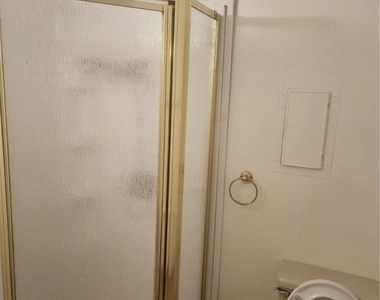 350 E Desert Inn Road - Photo Thumbnail 18