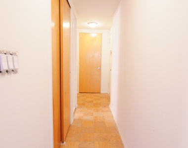 320 East 9th Street - Photo Thumbnail 7