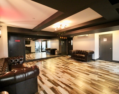 186 Lenox Road - Photo Thumbnail 11