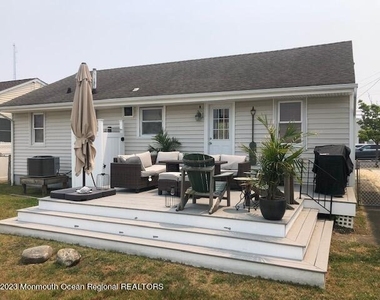 179 4th Avenue - Photo Thumbnail 26