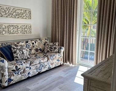 126 Ocean Bay Drive - Photo Thumbnail 9