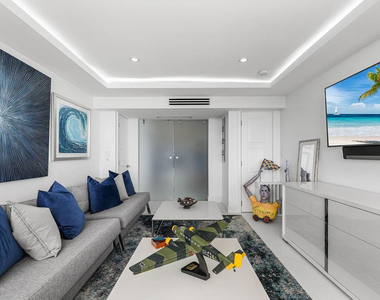 545 S Fort Lauderdale Beach Boulevard - Photo Thumbnail 13