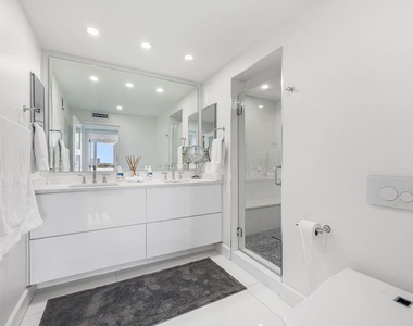 545 S Fort Lauderdale Beach Boulevard - Photo Thumbnail 30