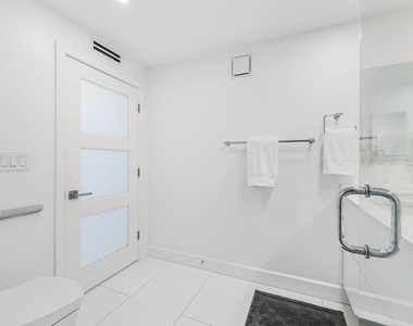 545 S Fort Lauderdale Beach Boulevard - Photo Thumbnail 34