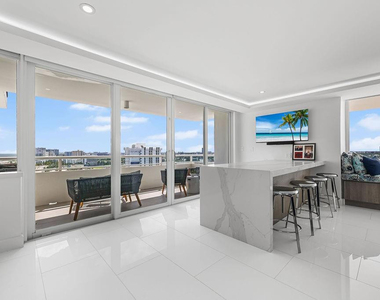 545 S Fort Lauderdale Beach Boulevard - Photo Thumbnail 16