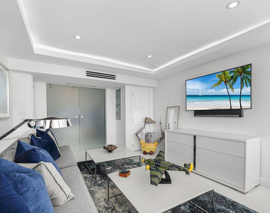 545 S Fort Lauderdale Beach Boulevard - Photo Thumbnail 8