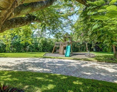 2600 N Riverside Drive - Photo Thumbnail 23