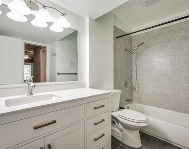 412 Hollyhill Lane - Photo Thumbnail 11