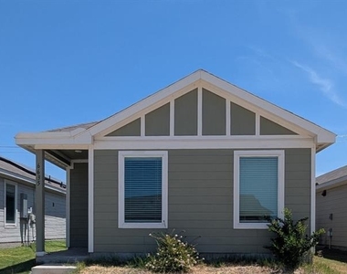 6635 Coulter Drive - Photo Thumbnail 6
