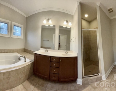 4670 Dabney Vigor Drive - Photo Thumbnail 7