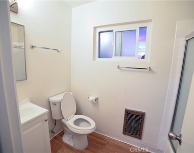 7745 Laurel Canyon Boulevard - Photo Thumbnail 16