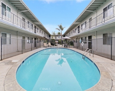 7745 Laurel Canyon Boulevard - Photo Thumbnail 3