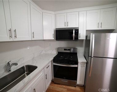 7745 Laurel Canyon Boulevard - Photo Thumbnail 14