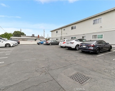 7745 Laurel Canyon Boulevard - Photo Thumbnail 6