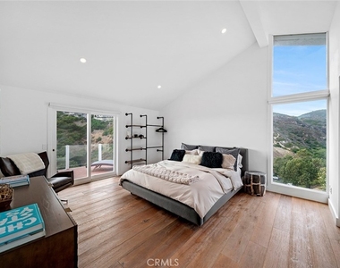 343 Emerald Bay - Photo Thumbnail 29
