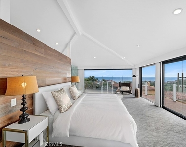 343 Emerald Bay - Photo Thumbnail 16